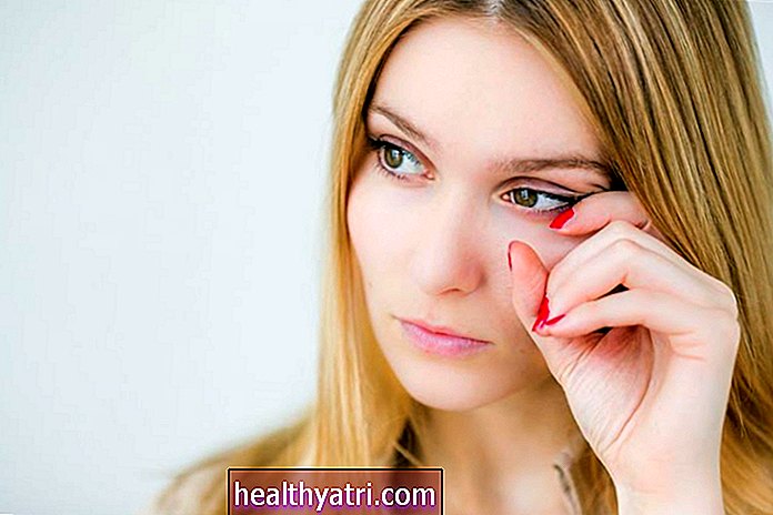 Σταγόνες βισίνης για αλλεργίες στα μάτια