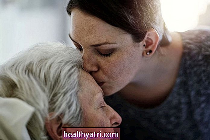 6 способів допомогти коханому пристосуватися до будинку престарілих