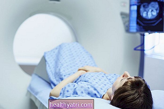 ¿Qué es una tomografía por emisión de positrones?