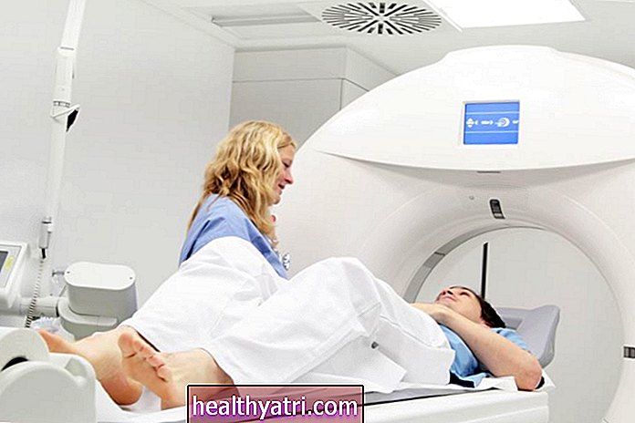 MRI iegūšana ar fibromialģiju vai hroniska noguruma sindromu