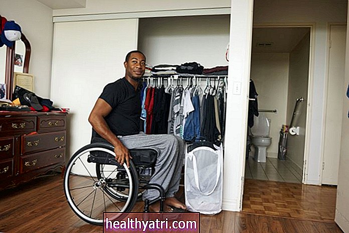 Fasjonable og funksjonelle adaptive klær for rullestolbrukere