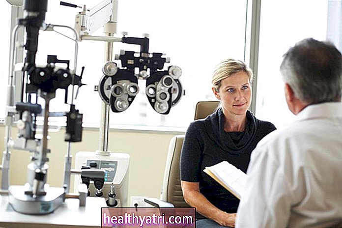 Centrinė serozinė retinopatija: simptomai, priežastys, diagnozė ir gydymas