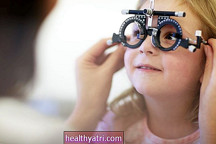 El examen de la vista y los problemas de la vista de su hijo