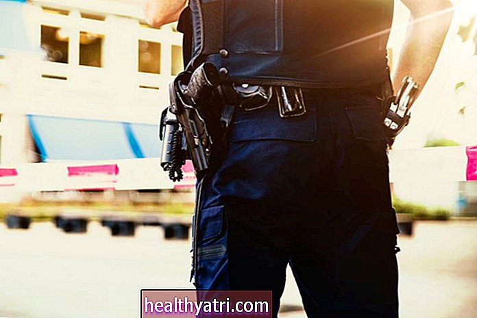 Ahli Saraf Menyerukan Diakhirinya Penggunaan Pengekangan Leher oleh Polisi
