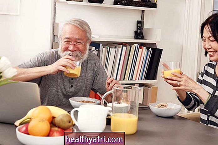 Dois copos de suco de laranja por dia reduzem a pressão arterial, revela estudo
