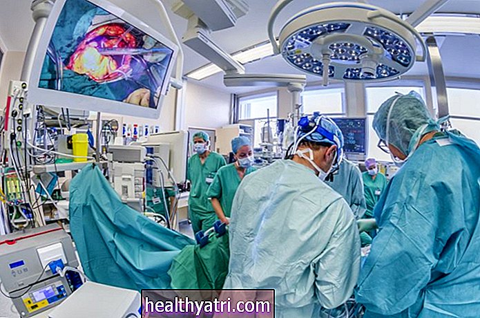 Åben hjertekirurgi: Hvad man kan forvente på dagen for kirurgi