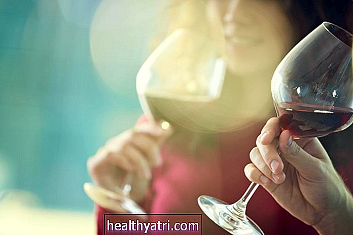 Posibles beneficios para la salud de beber con moderación