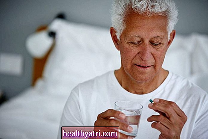 Người lớn tuổi có nên dùng HIV PrEP không?
