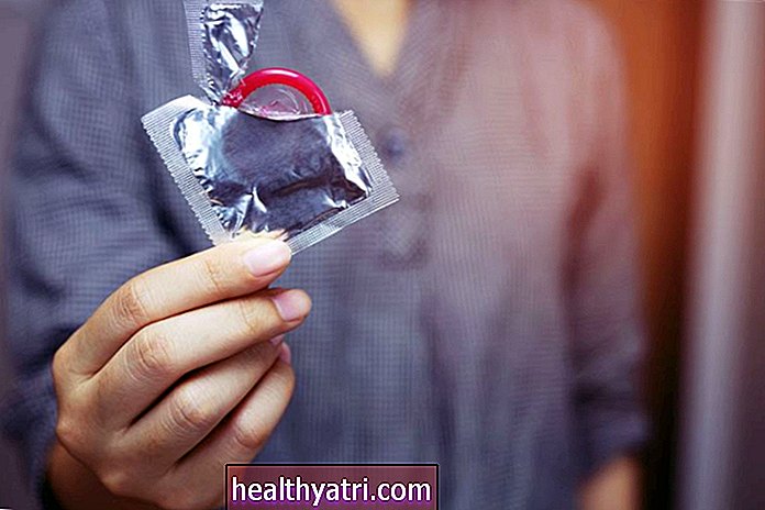 För- och nackdelar med spermicid smörjmedel kondomer