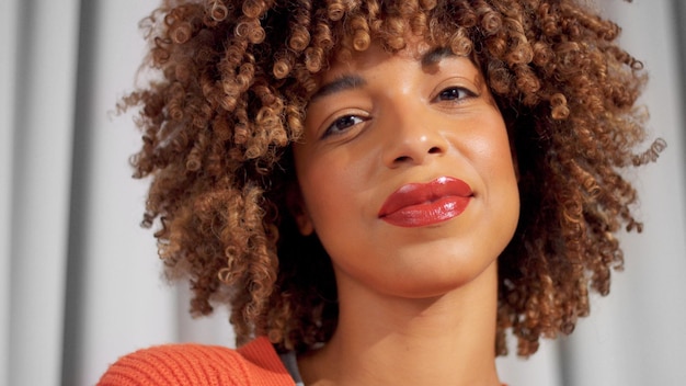 Crafting Your Own Radiant Lipstick