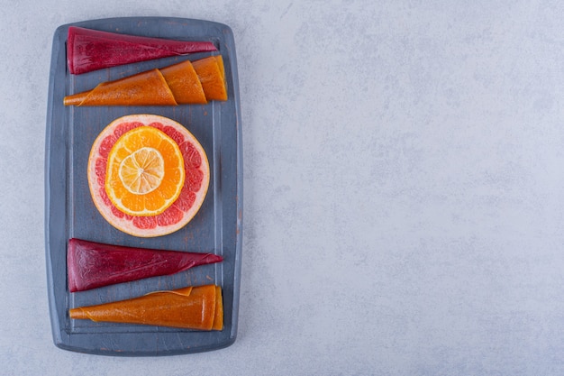 Crafting Your Own Reusable Food Wraps at Home