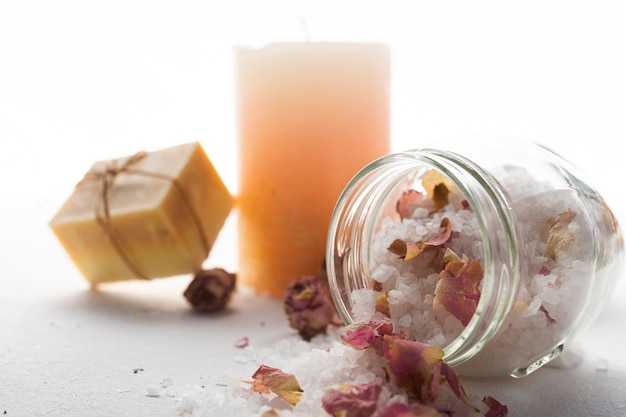 Crafting Your Own Sparkling Natural Lip Balm