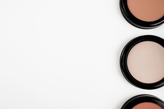 Creating Eyeshadow Using Natural Ingredients